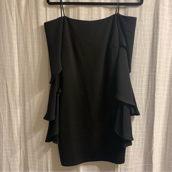 Black Tiered Long Sleeve Cocktail Dress 🖤 Worn ONCE! - Picture 5 of 9